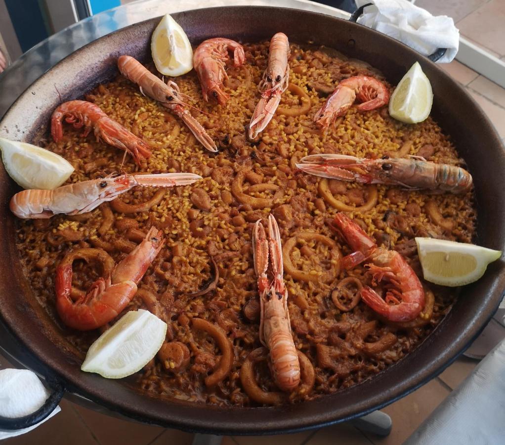 Del Mar 1 Deluxe Apartment Torrevieja Centrum Dış mekan fotoğraf